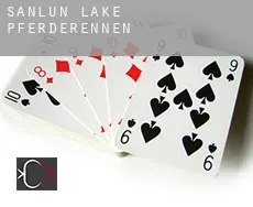 Sanlun Lake Pferderennen